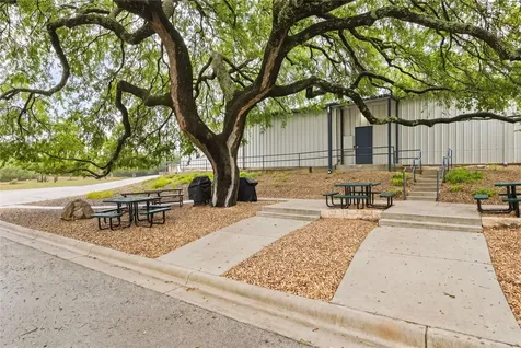 1506 N Us Highway 281 Johnson City TX 78636