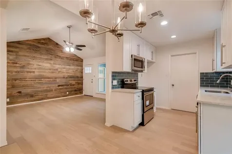 6711 West Gate Boulevard Austin TX 78745