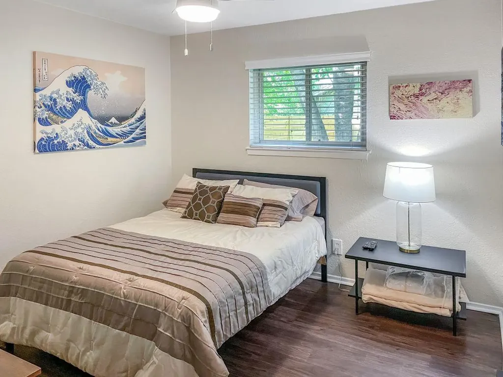 6100 Calmar Cove Austin TX 78721