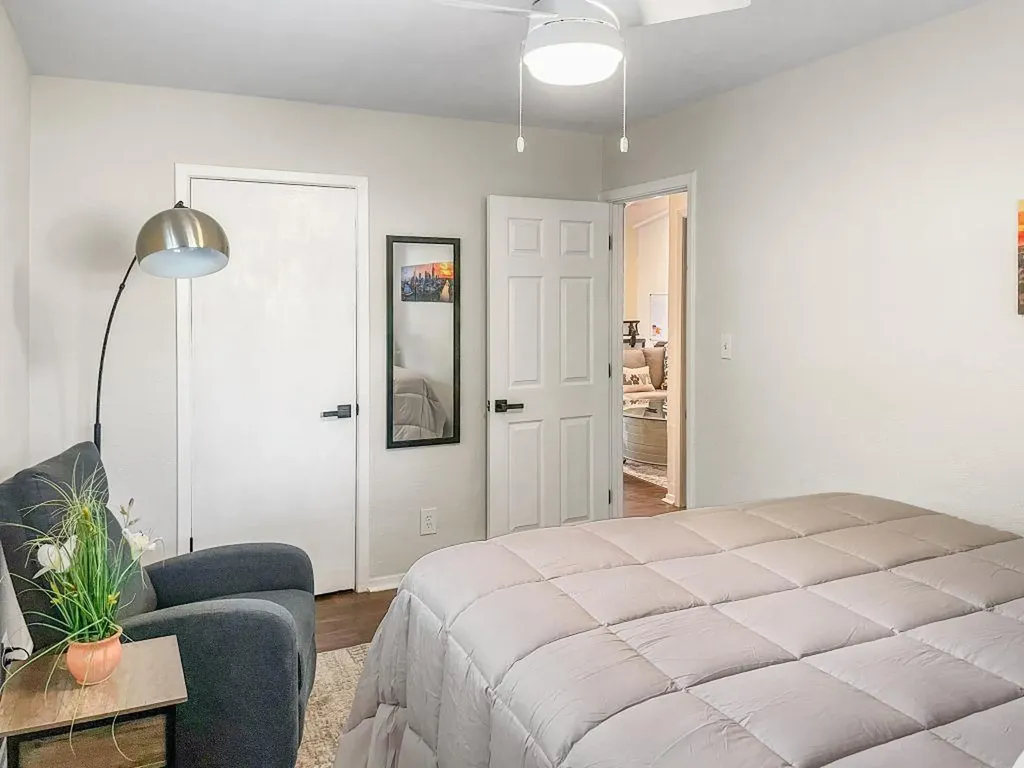6100 Calmar Cove Austin TX 78721