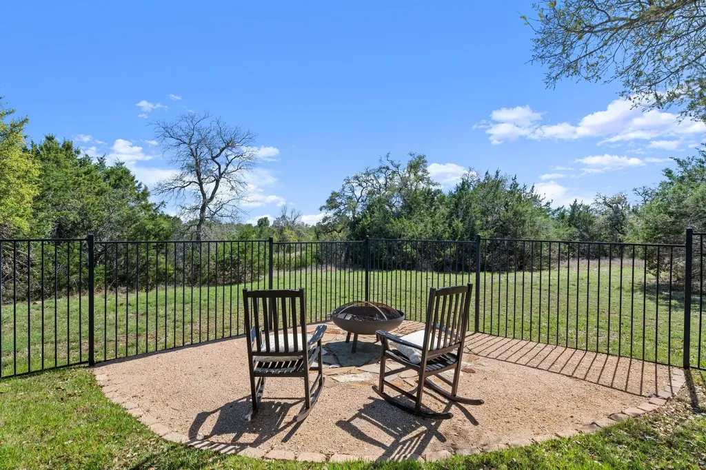 17501 Wildrye Drive Austin TX 78738