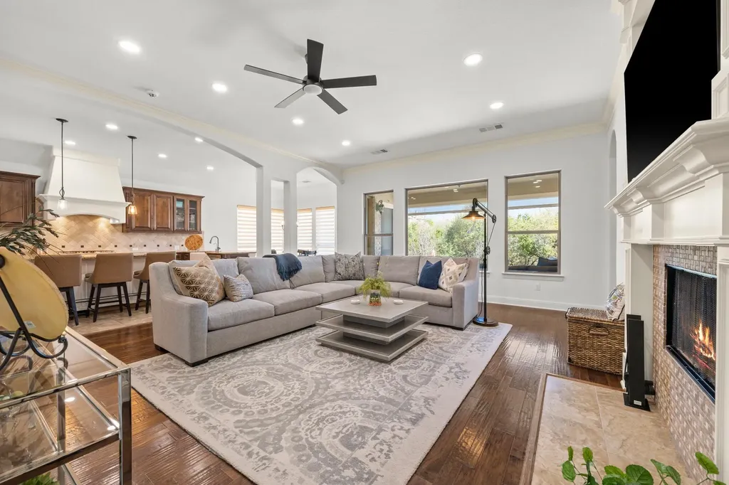 17501 Wildrye Drive Austin TX 78738