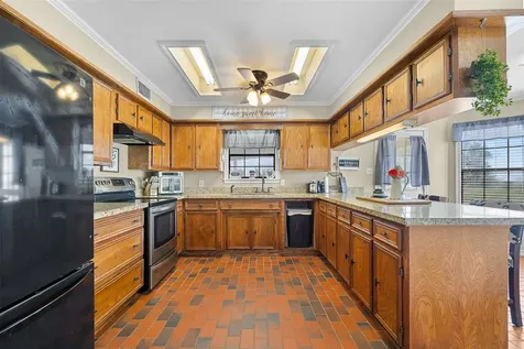 1347 County Road 426 Dime Box TX 77853