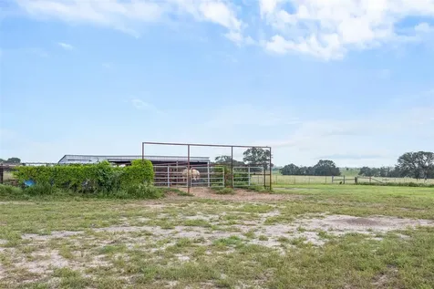 1347 County Road 426 Dime Box TX 77853