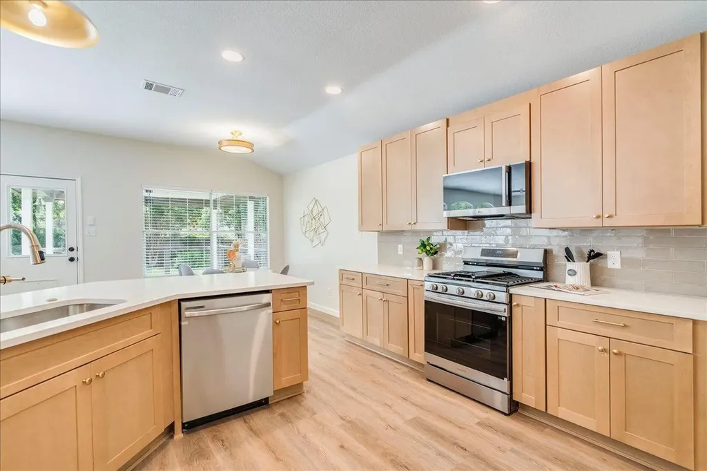 4504 Steed Drive Austin TX 78749