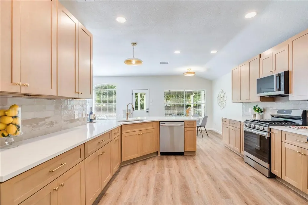 4504 Steed Drive Austin TX 78749