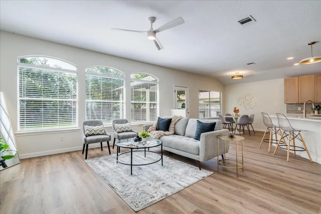 4504 Steed Drive Austin TX 78749