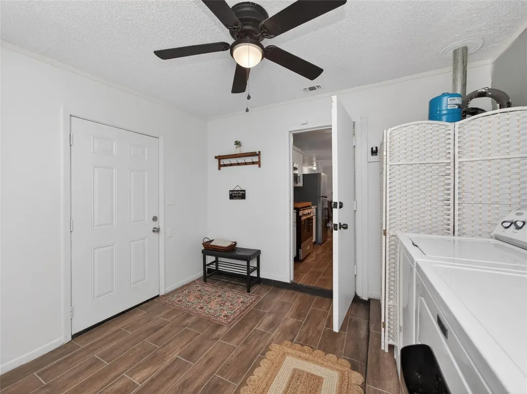 6010 Waycross Drive Austin TX 78745