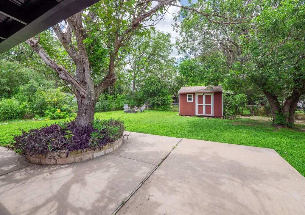 6010 Waycross Drive Austin TX 78745