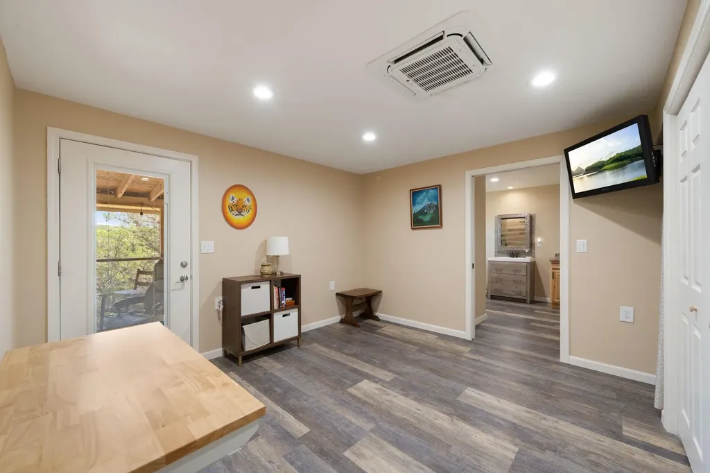 6925 White Hills Lane Marble Falls TX 78654