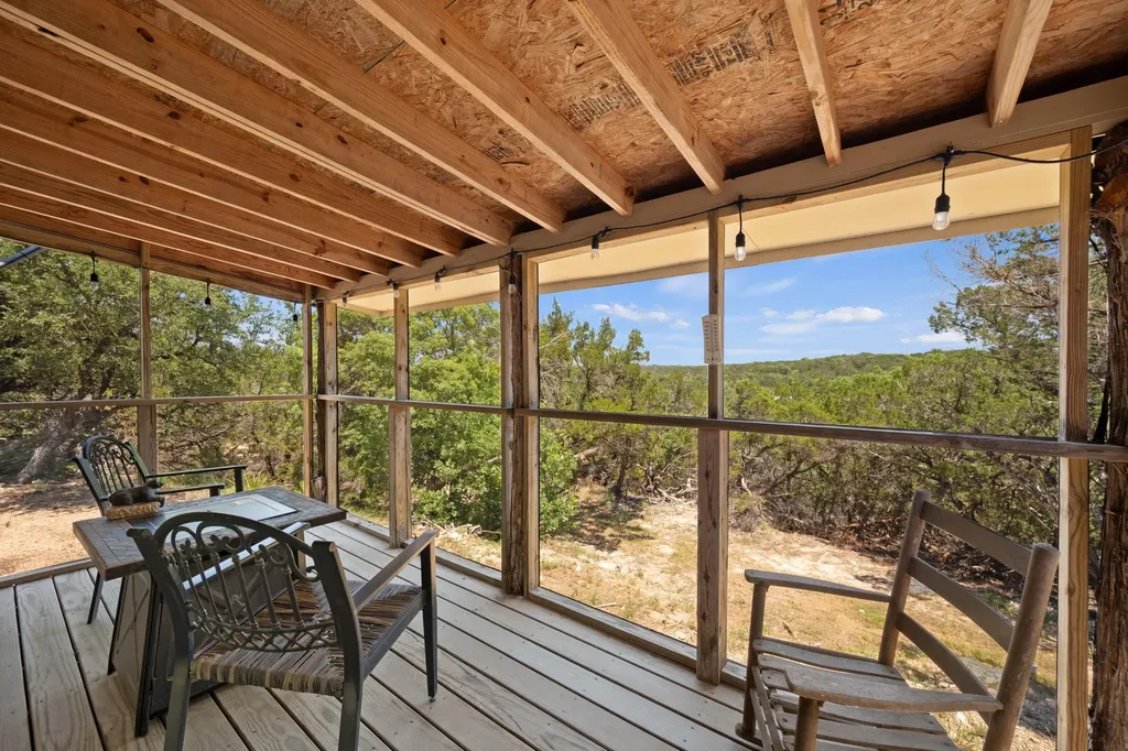 6925 White Hills Lane Marble Falls TX 78654