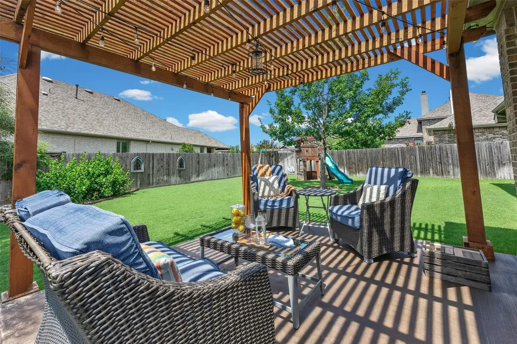 1012 Discovery Well Drive Liberty Hill TX 78642