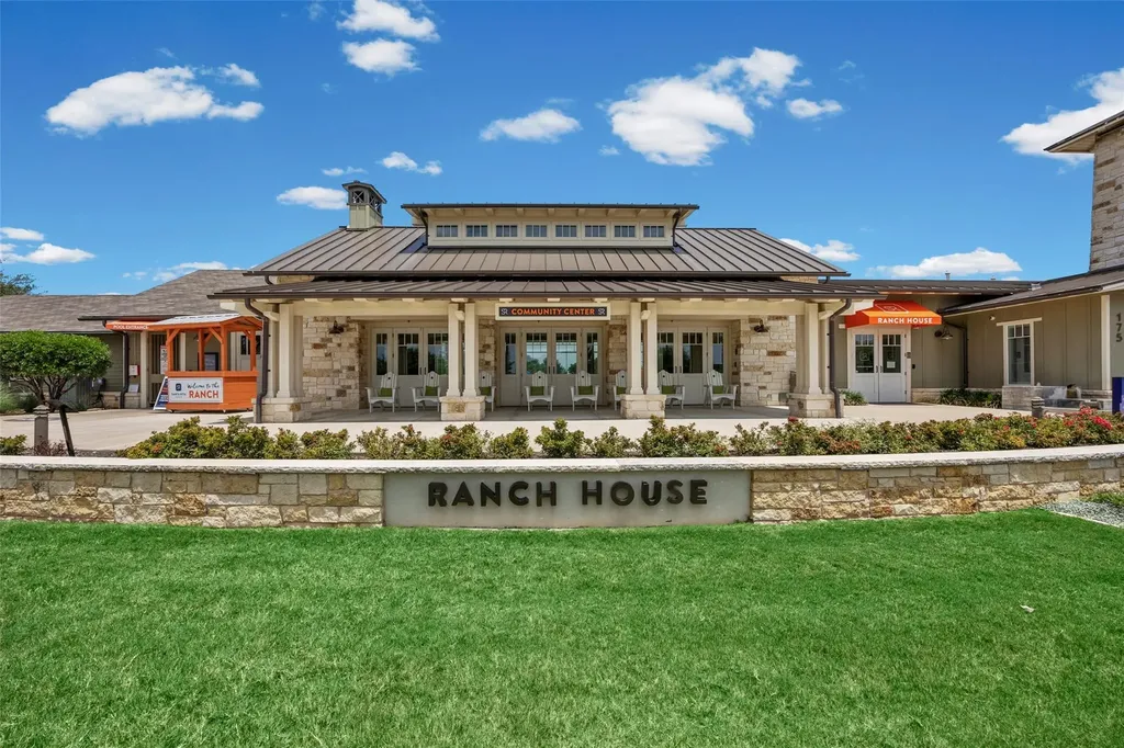 1012 Discovery Well Drive Liberty Hill TX 78642