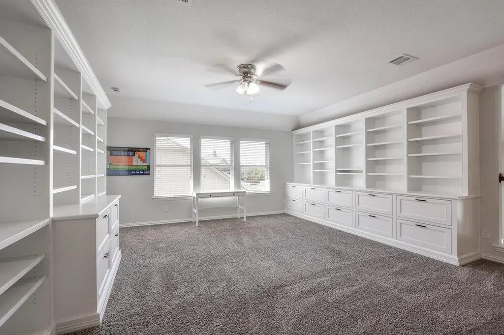 521 Middle Brook Drive Leander TX 78641