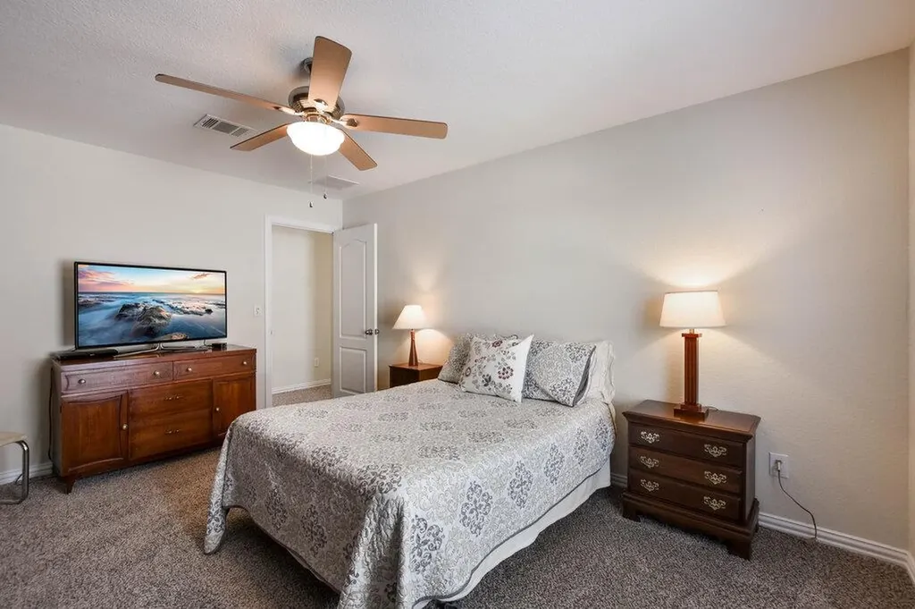 521 Middle Brook Drive Leander TX 78641