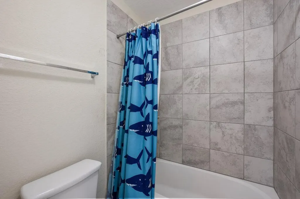 521 Middle Brook Drive Leander TX 78641