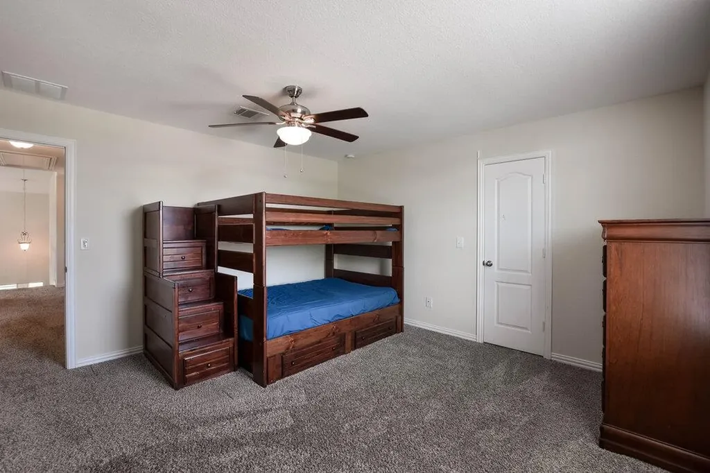 521 Middle Brook Drive Leander TX 78641