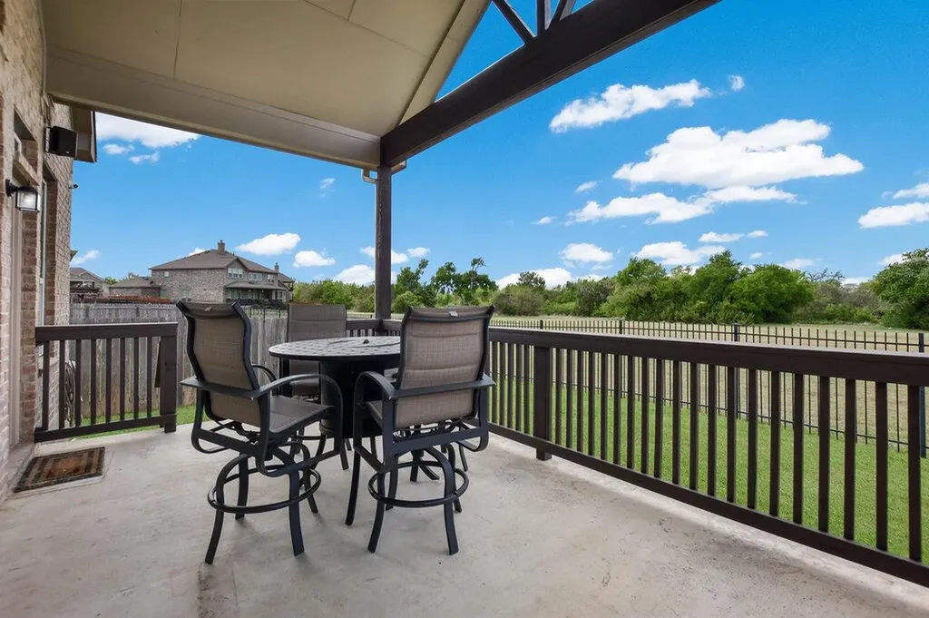 521 Middle Brook Drive Leander TX 78641
