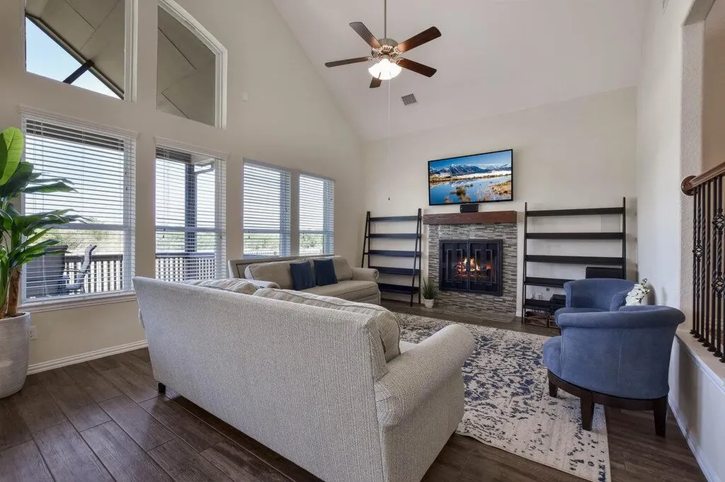 521 Middle Brook Drive Leander TX 78641