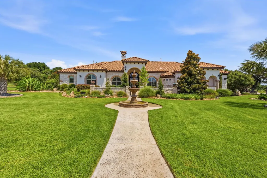 816 Brave Face Street Leander TX 78641