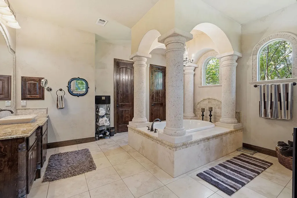 816 Brave Face Street Leander TX 78641