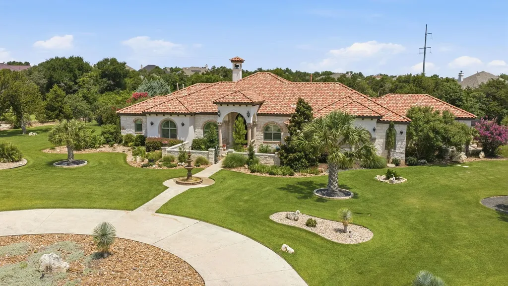 816 Brave Face Street Leander TX 78641