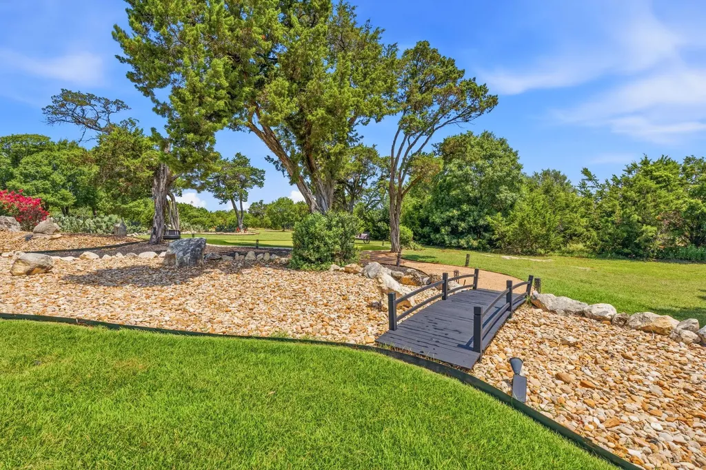 816 Brave Face Street Leander TX 78641