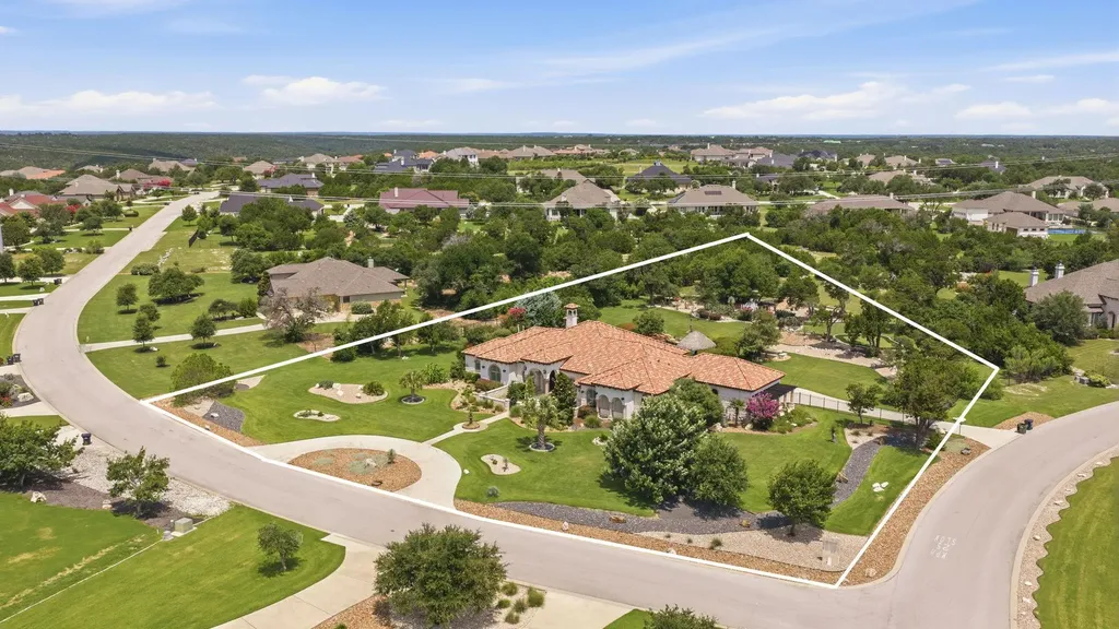 816 Brave Face Street Leander TX 78641