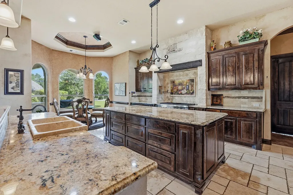 816 Brave Face Street Leander TX 78641