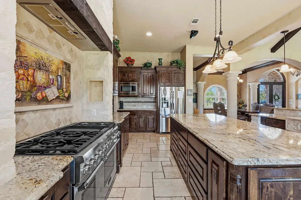 816 Brave Face Street Leander TX 78641