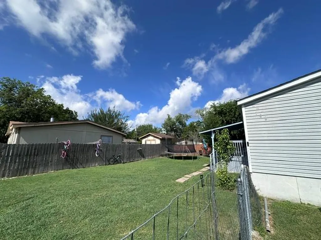 106 Ramirez Street Kyle TX 78640