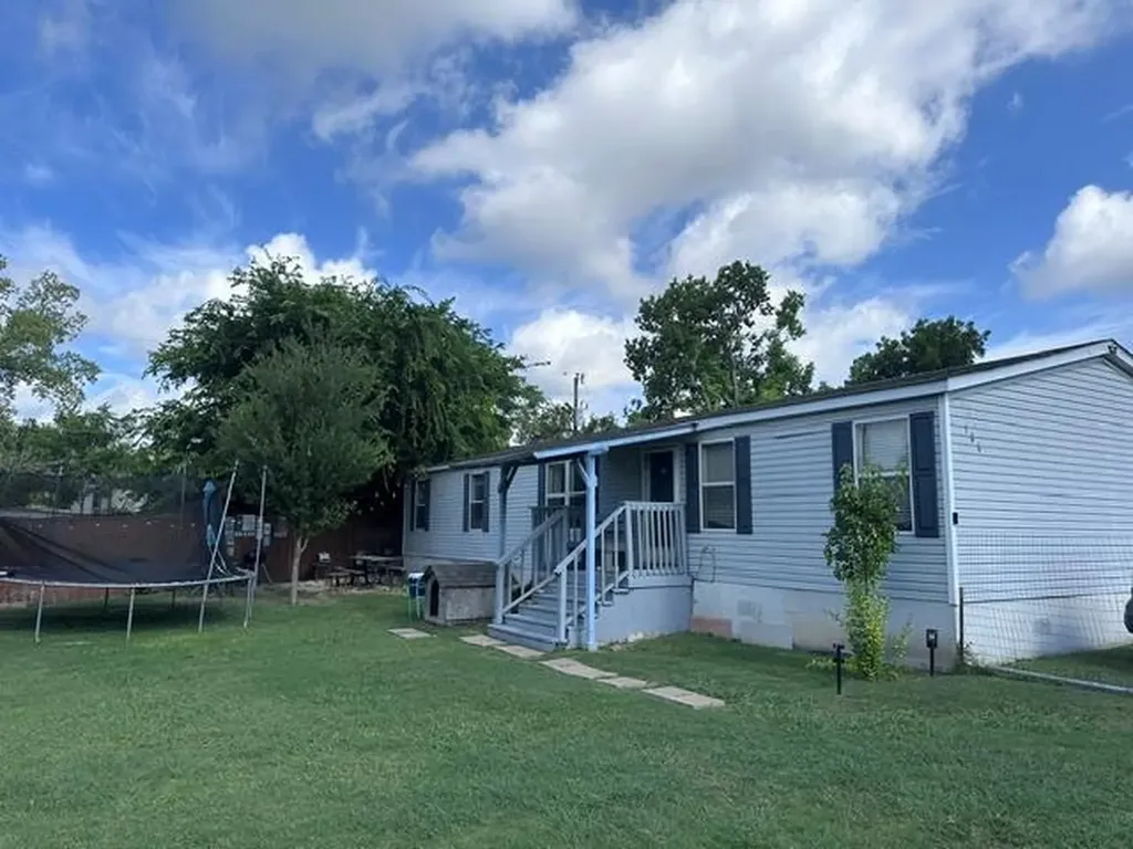 106 Ramirez Street Kyle TX 78640
