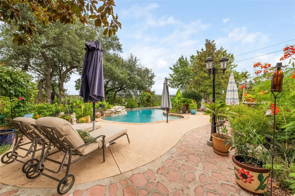 13306 Montview Drive Austin TX 78732