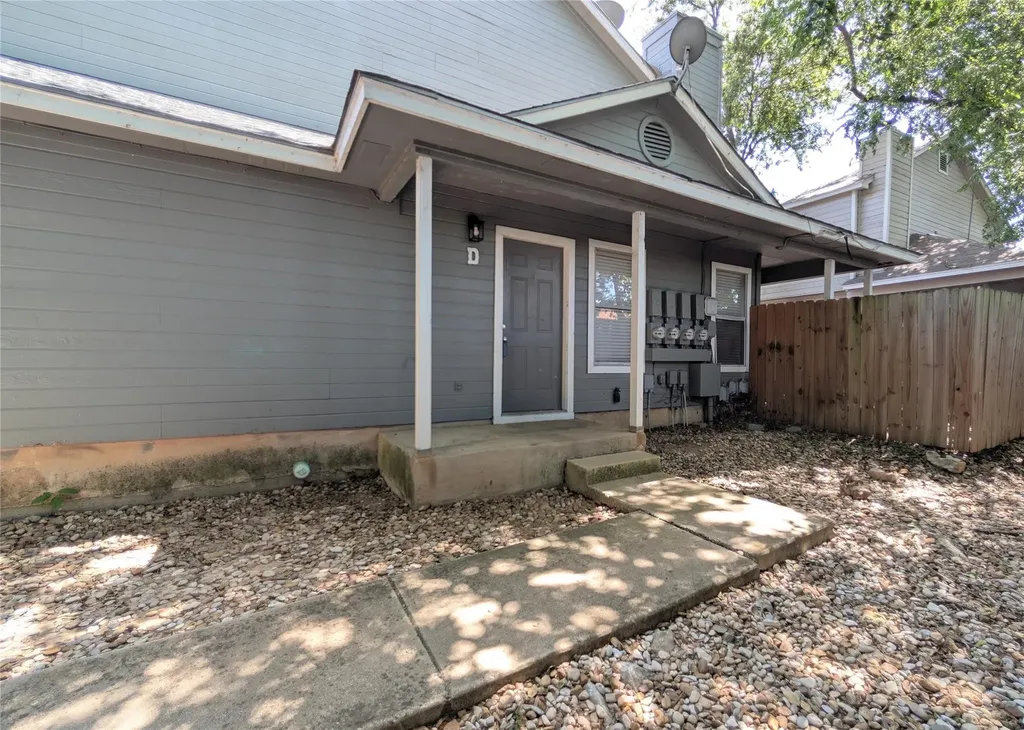 8816 Schick Road Austin TX 78729