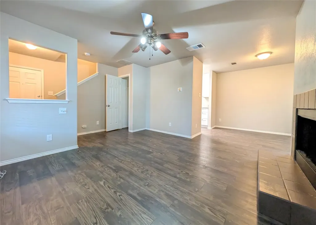 8816 Schick Road Austin TX 78729