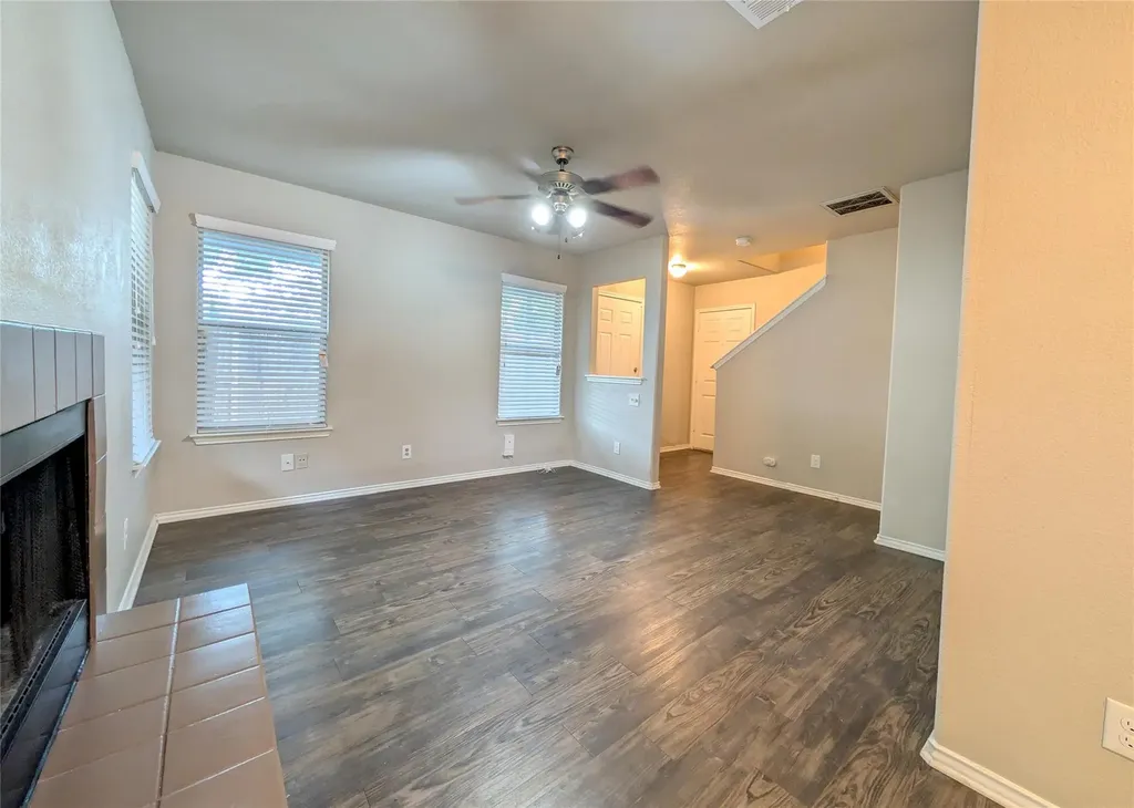 8816 Schick Road Austin TX 78729