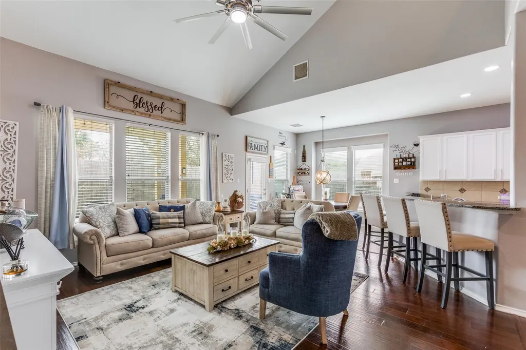 1814 Paseo Verde Drive Leander TX 78641
