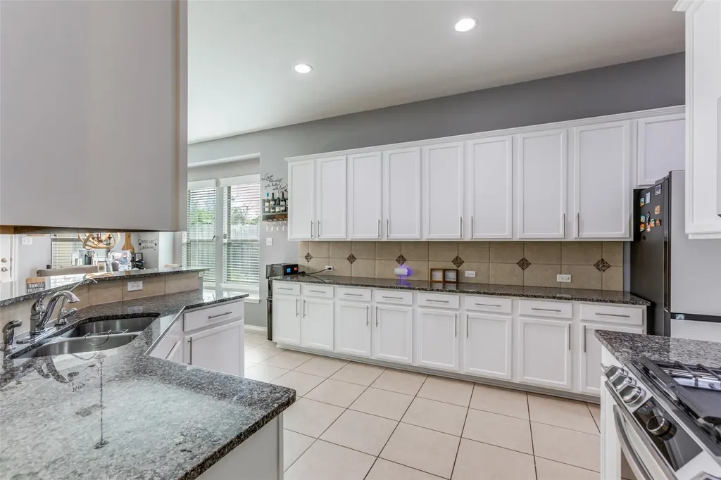 1814 Paseo Verde Drive Leander TX 78641