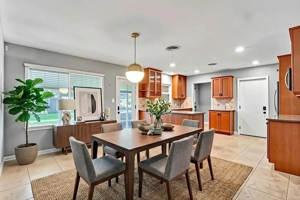 1405 Briarcliff Boulevard Austin TX 78723