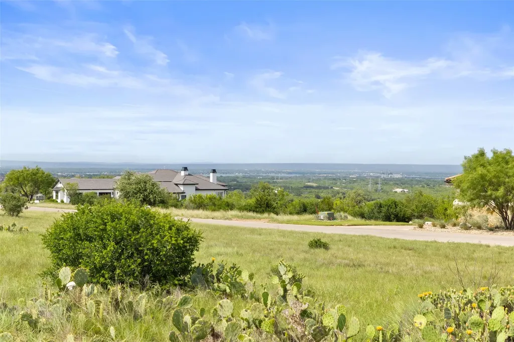 36 Feathergrass Horseshoe Bay TX 78657