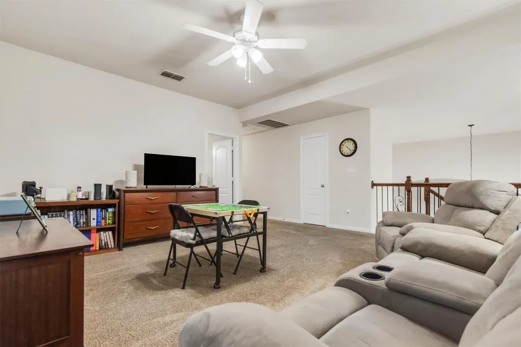 114 Hazy Sunshine Way Buda TX 78610