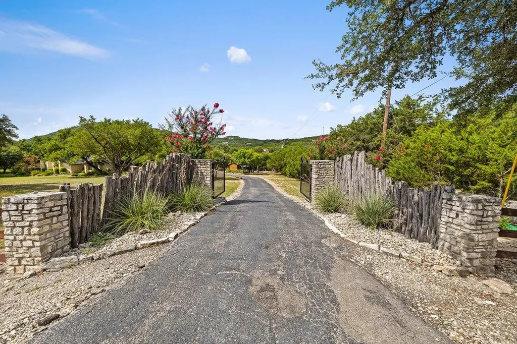 23644 Nameless Road Leander TX 78641