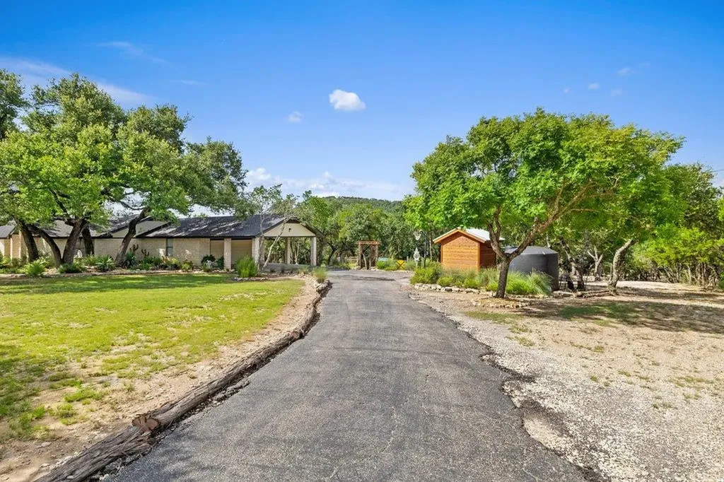 23644 Nameless Road Leander TX 78641