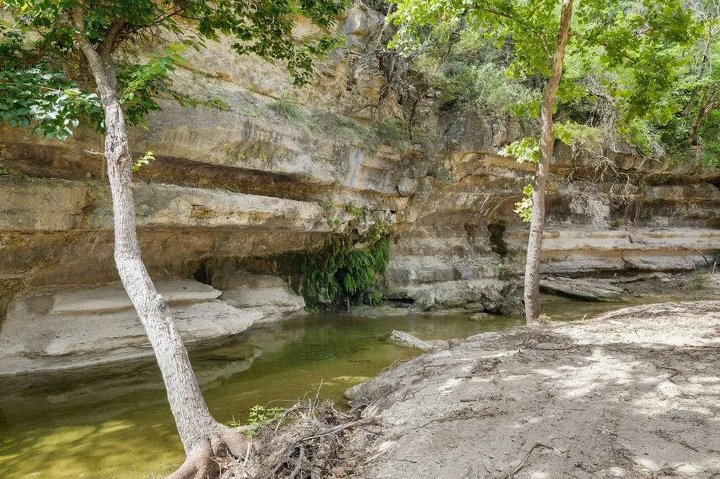 23644 Nameless Road Leander TX 78641