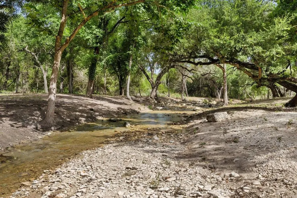 23644 Nameless Road Leander TX 78641