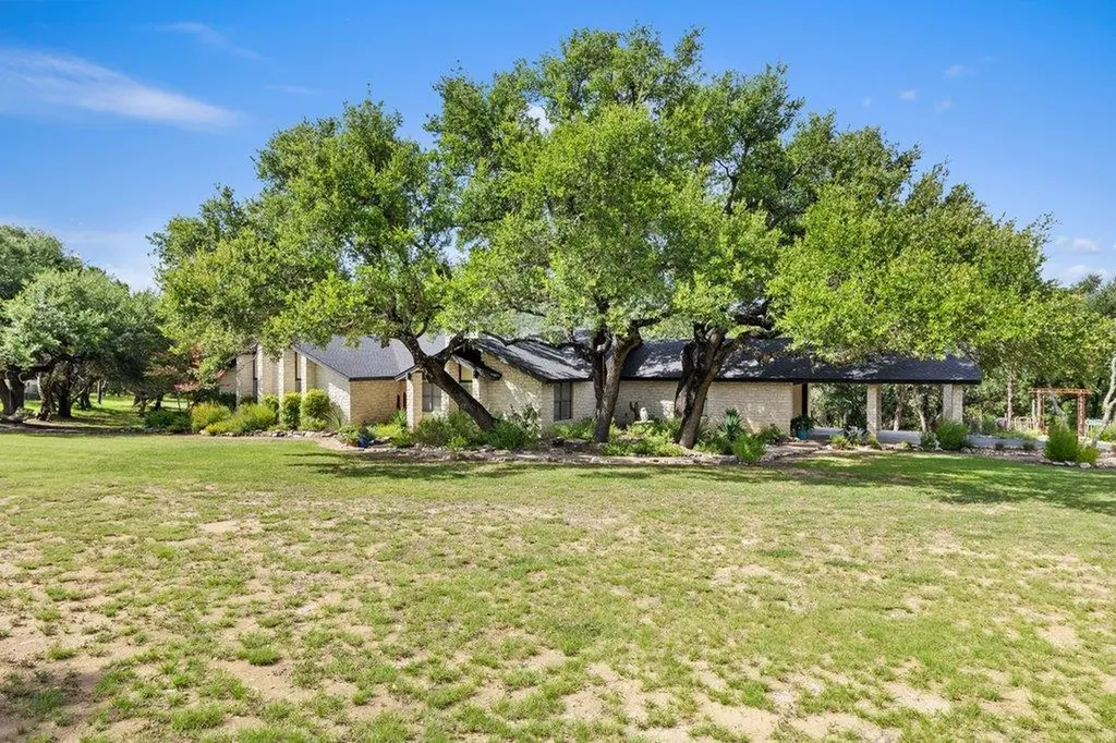 23644 Nameless Road Leander TX 78641