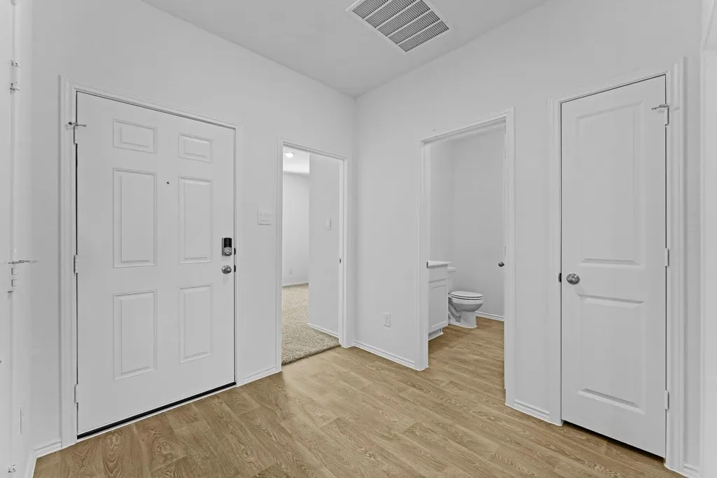 169 Harrison Crossing Kyle TX 78640