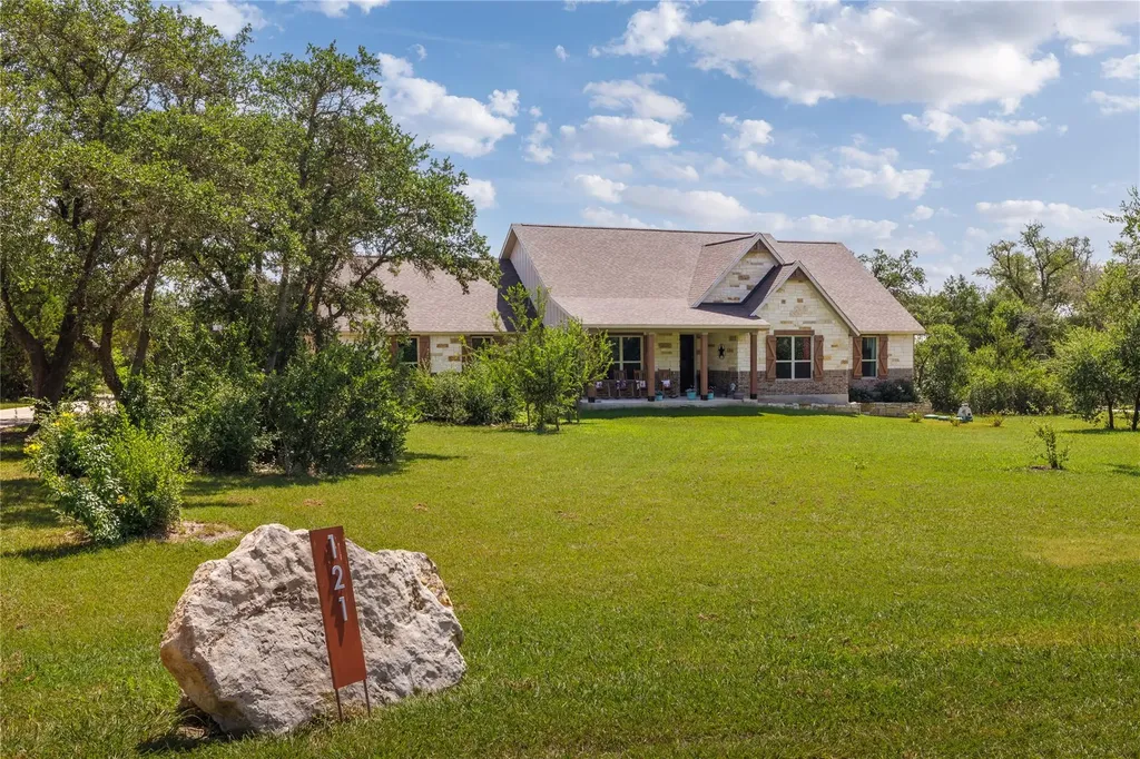 121 Esperanza Petal Pass Liberty Hill TX 78642