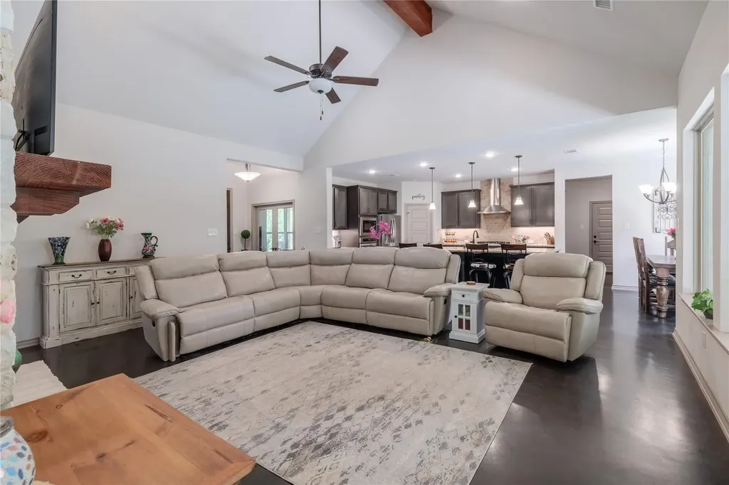 121 Esperanza Petal Pass Liberty Hill TX 78642