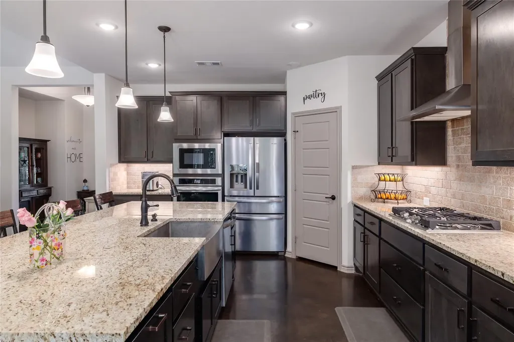 121 Esperanza Petal Pass Liberty Hill TX 78642